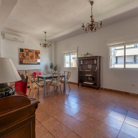 Wide And Traditional- 2Bd 1Bth- Gavidia Севилья Экстерьер фото