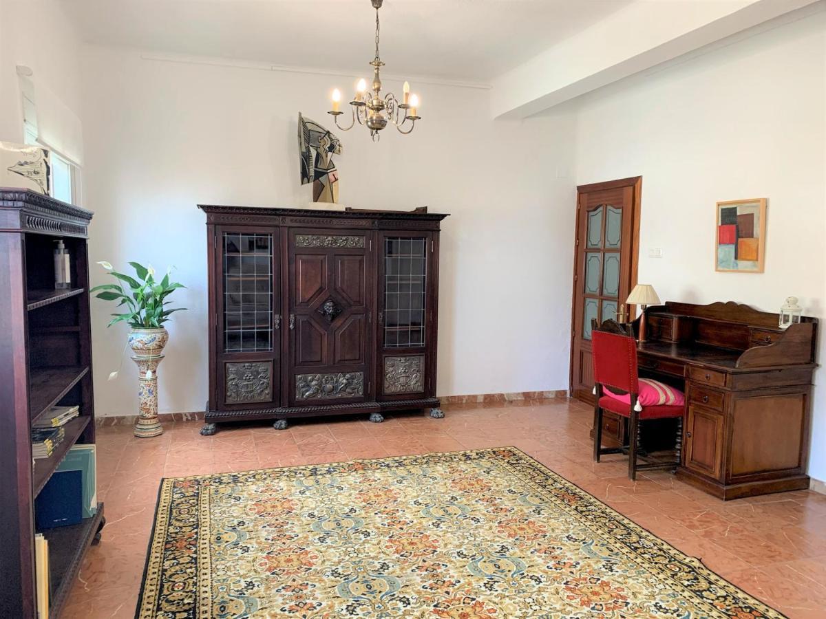 Wide And Traditional- 2Bd 1Bth- Gavidia Севилья Экстерьер фото